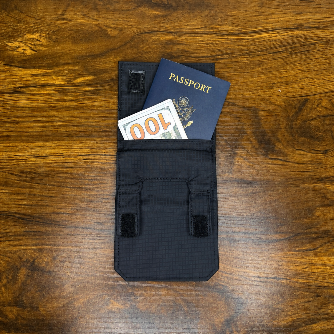 The StealthPocket™ Traverro