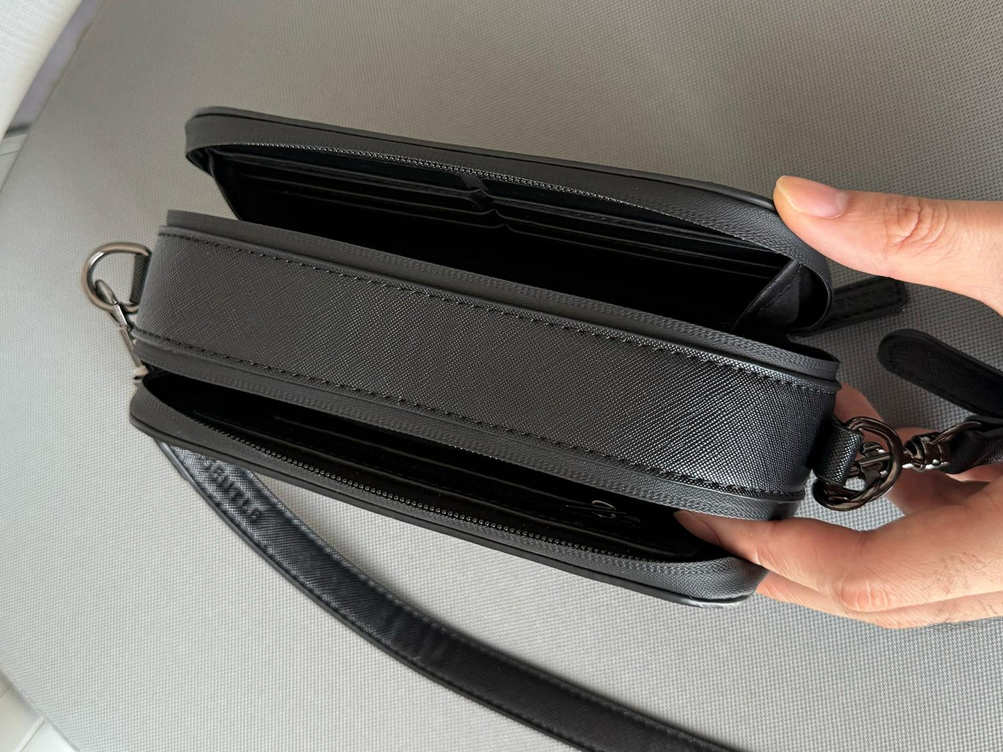 MCR Compact GEN IV - Microfiber Edition Cross Body Bag(Black) Wallet's Hub