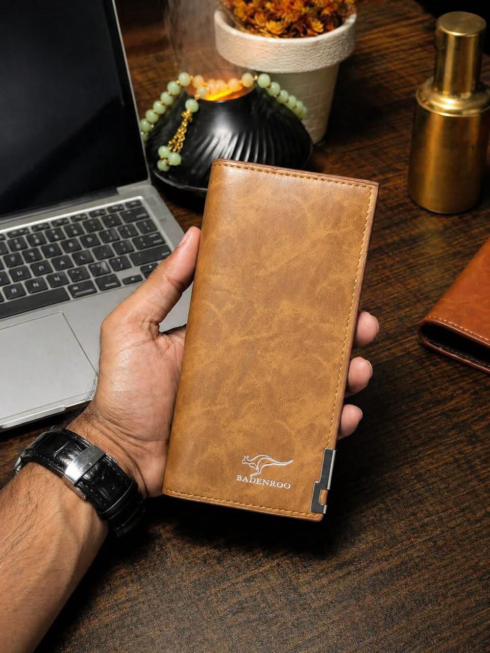 BADENROO Premium Vintage Leather Long Wallet for Men (allow open) Wallet's Hub