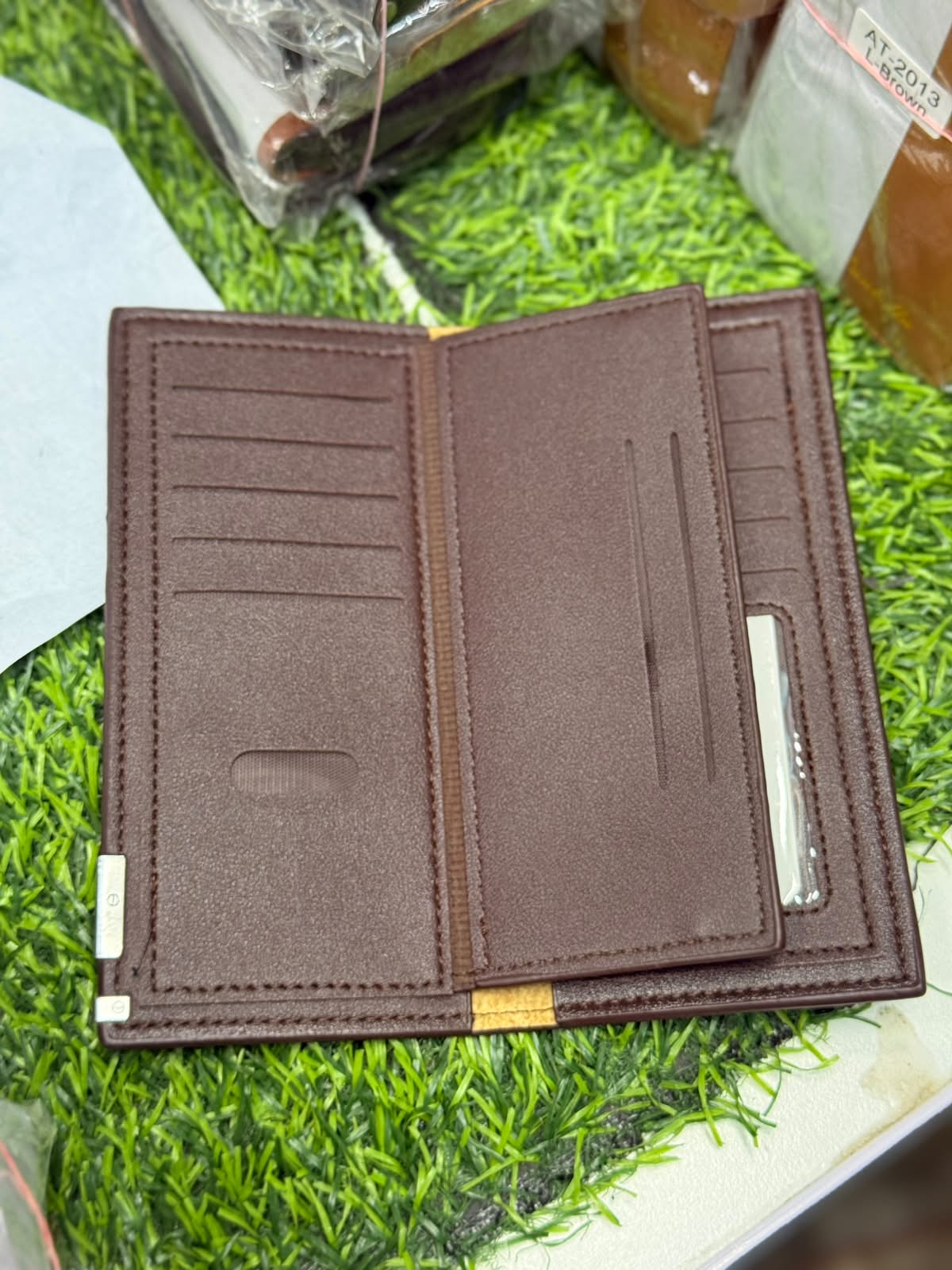 BADENROO Premium Vintage Leather Long Wallet for Men (allow open) Wallet's Hub