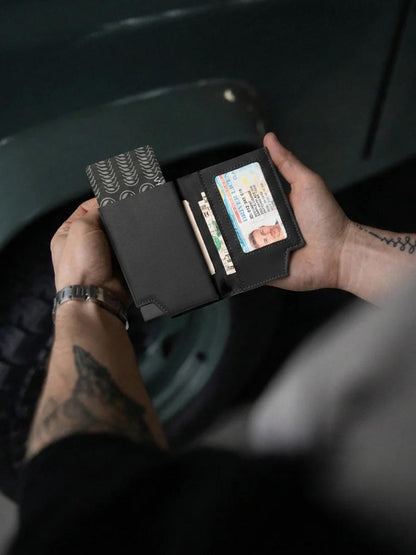Premium RFID Pop-Up Leather Wallet | Slim Bi-Fold Card Holder for Men Wallet's Hub