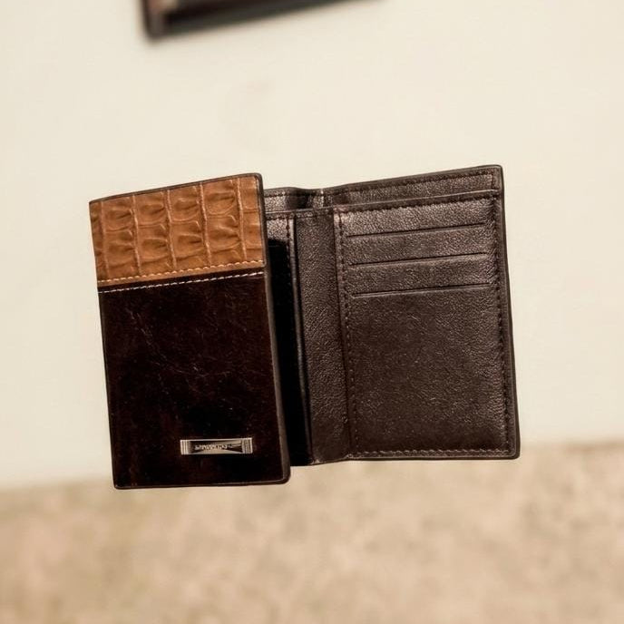 Men's Trifold Leather Wallet with azadi gift Horiya store